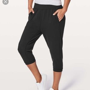 Lululemon Rejuvenate Crop